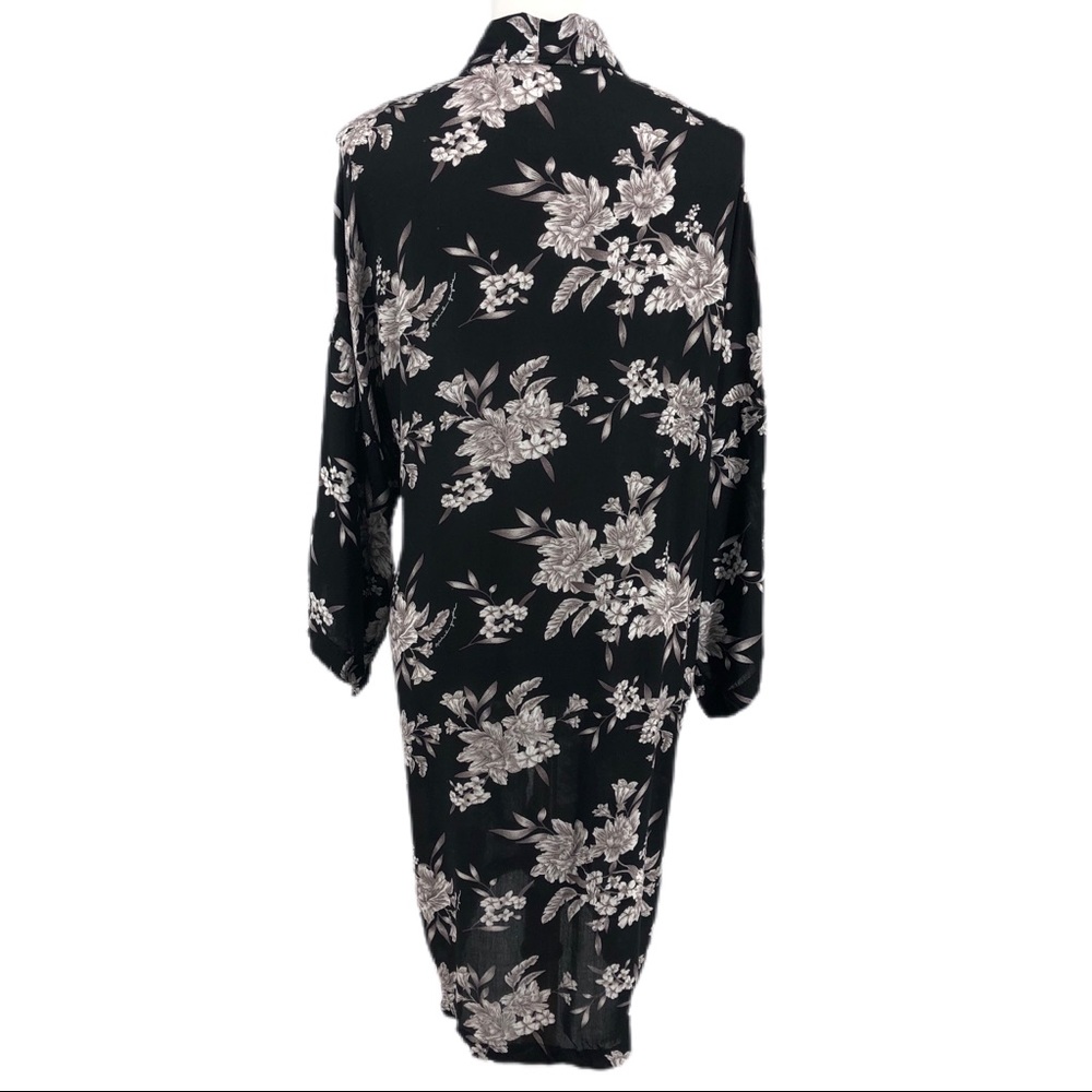 Spiritual Gangster Black Floral Print Maya Kimono Top - Picture 5 of 8